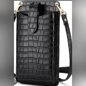Elegant Black Crocodile Pattern Crossbody Bag